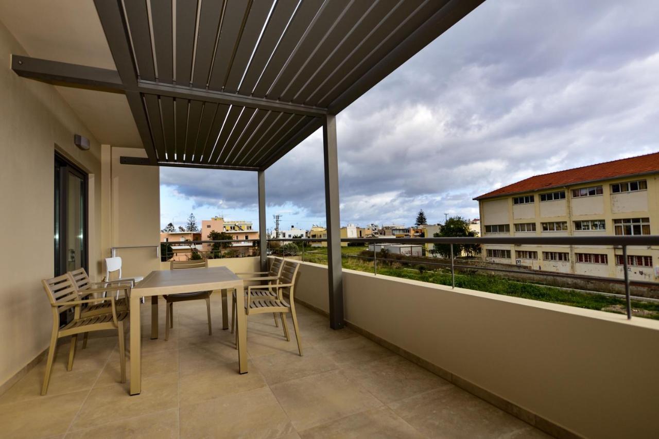 Rosemary Apartments Palaiochora Exterior photo