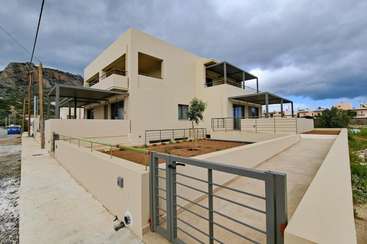 Rosemary Apartments Palaiochora Exterior photo